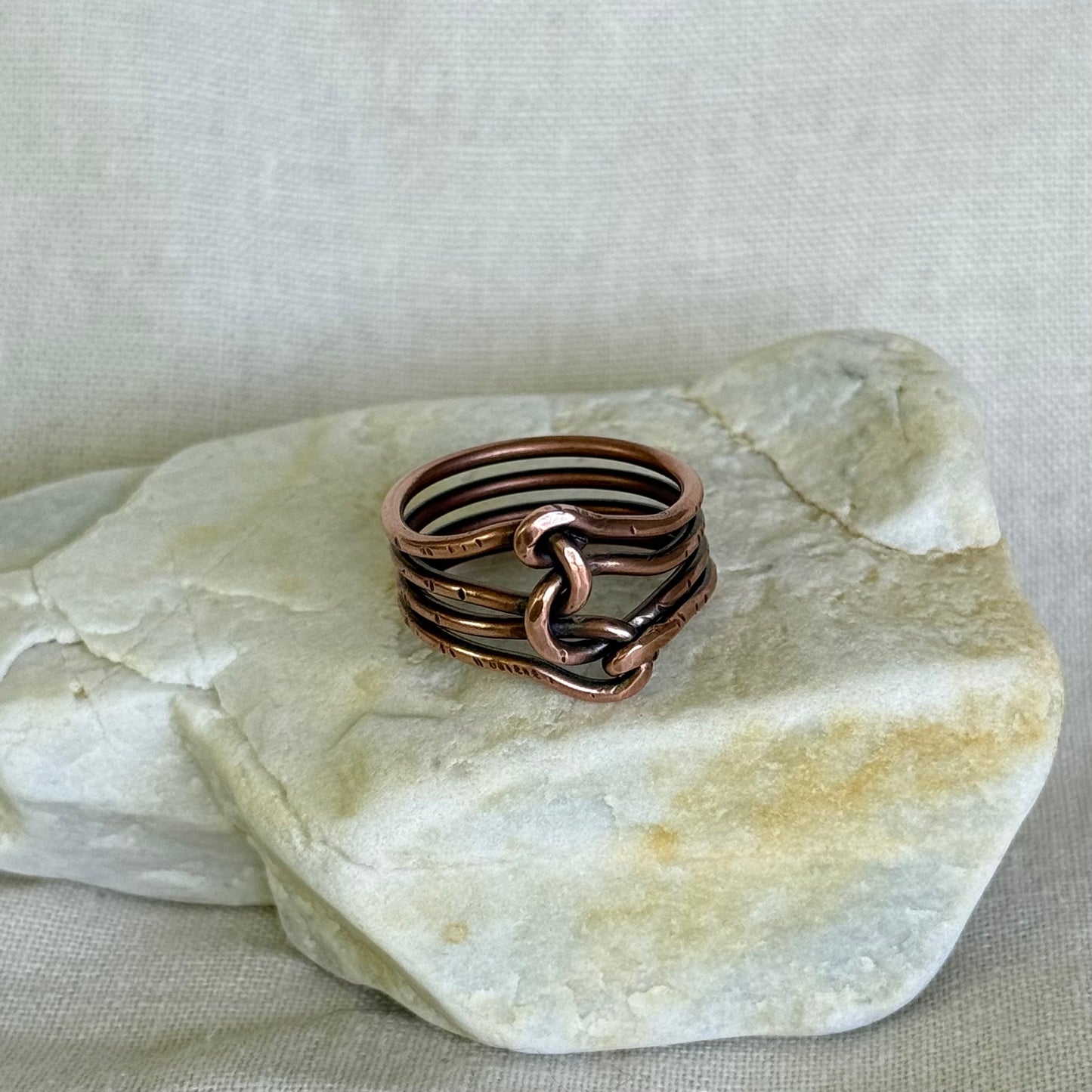 Flow Knot Ring · Four Strand