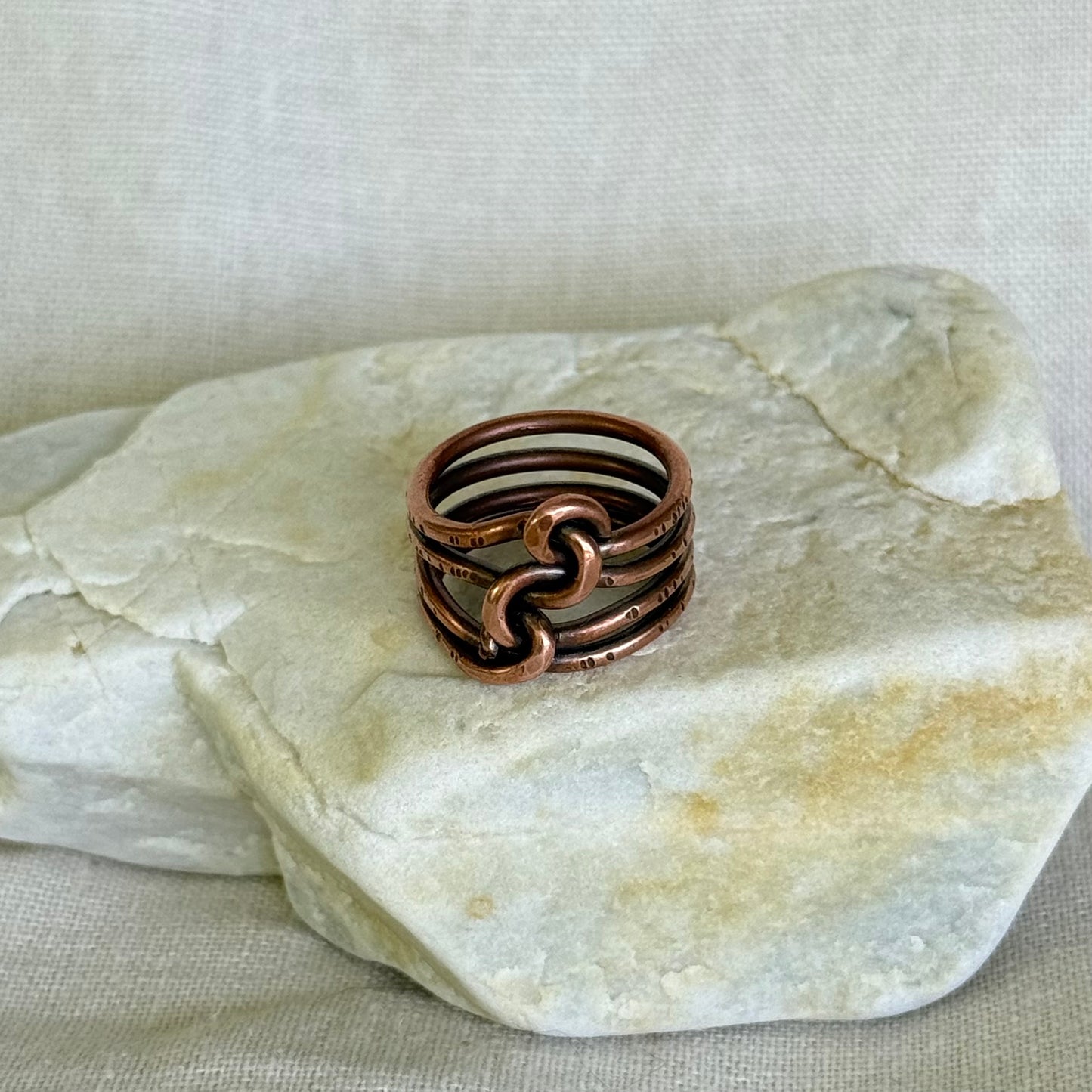Flow Knot Ring · Four Strand